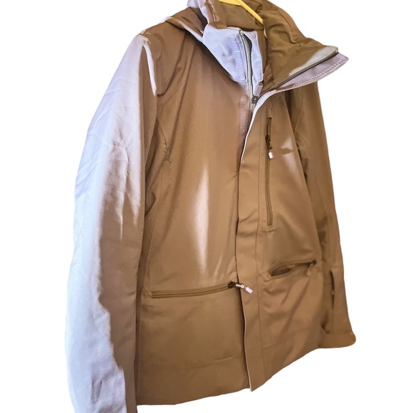 Northface Gatekeeper Wintet Outdoor Jacket - Picture 2 of 10